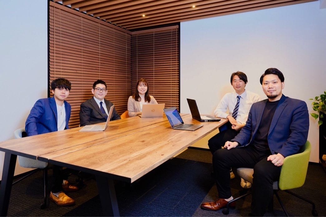Rise Tech Solutions チーム
